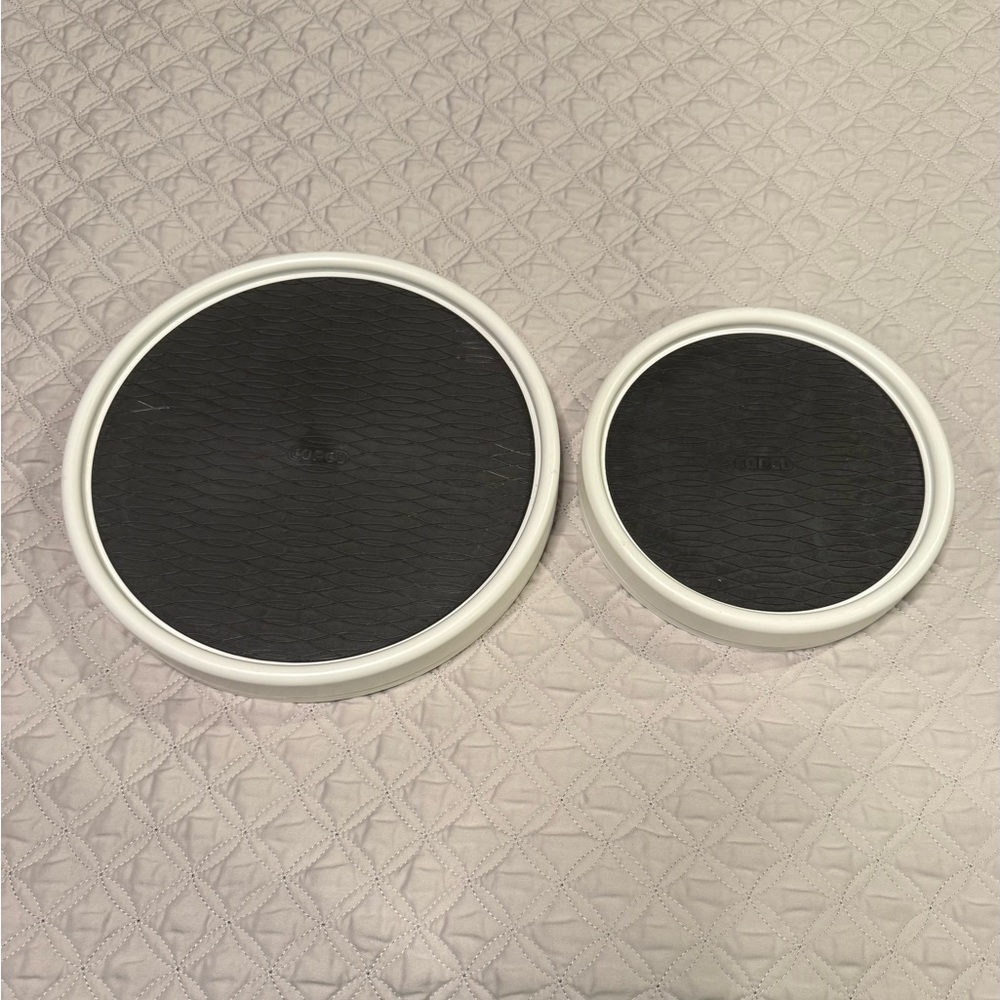 Black and White Lazy Susan Set